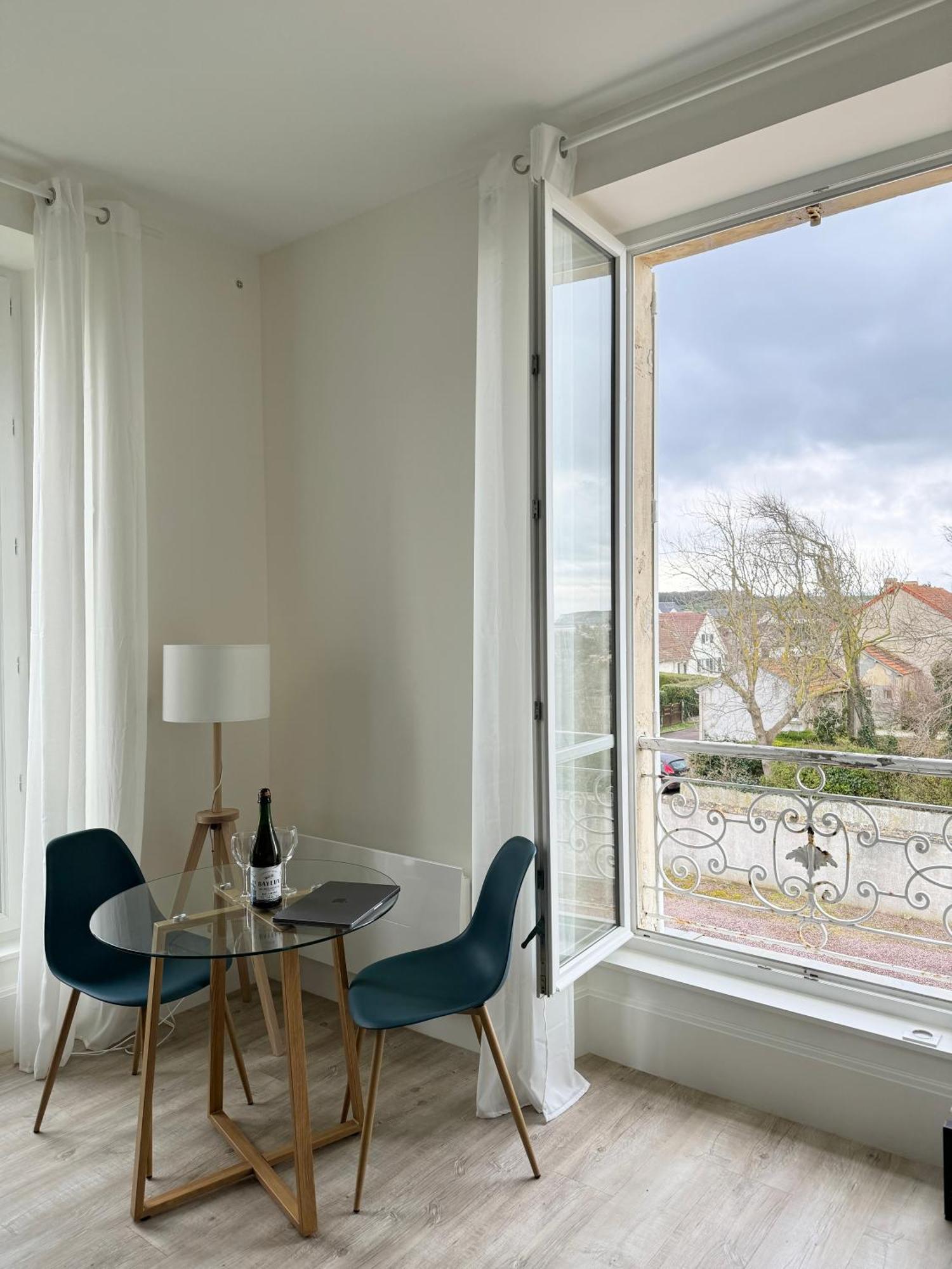 Sunny Apt On D-Day Beach With Parking Saint-Côme-de-Fresné エクステリア 写真