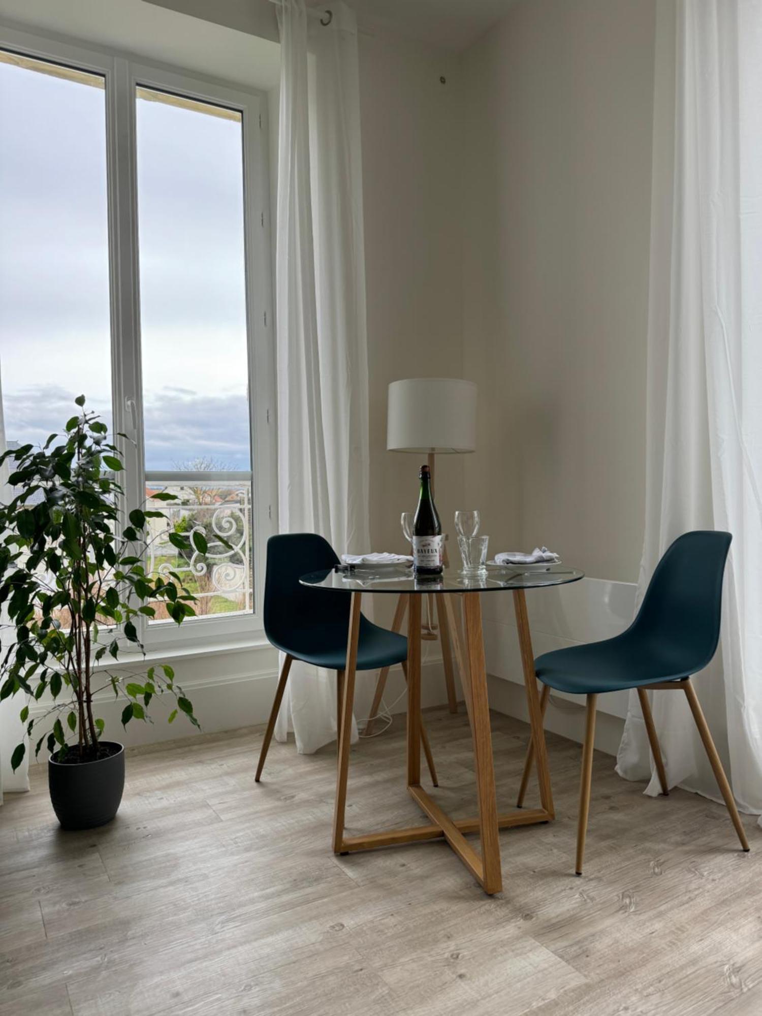 Sunny Apt On D-Day Beach With Parking Saint-Côme-de-Fresné エクステリア 写真