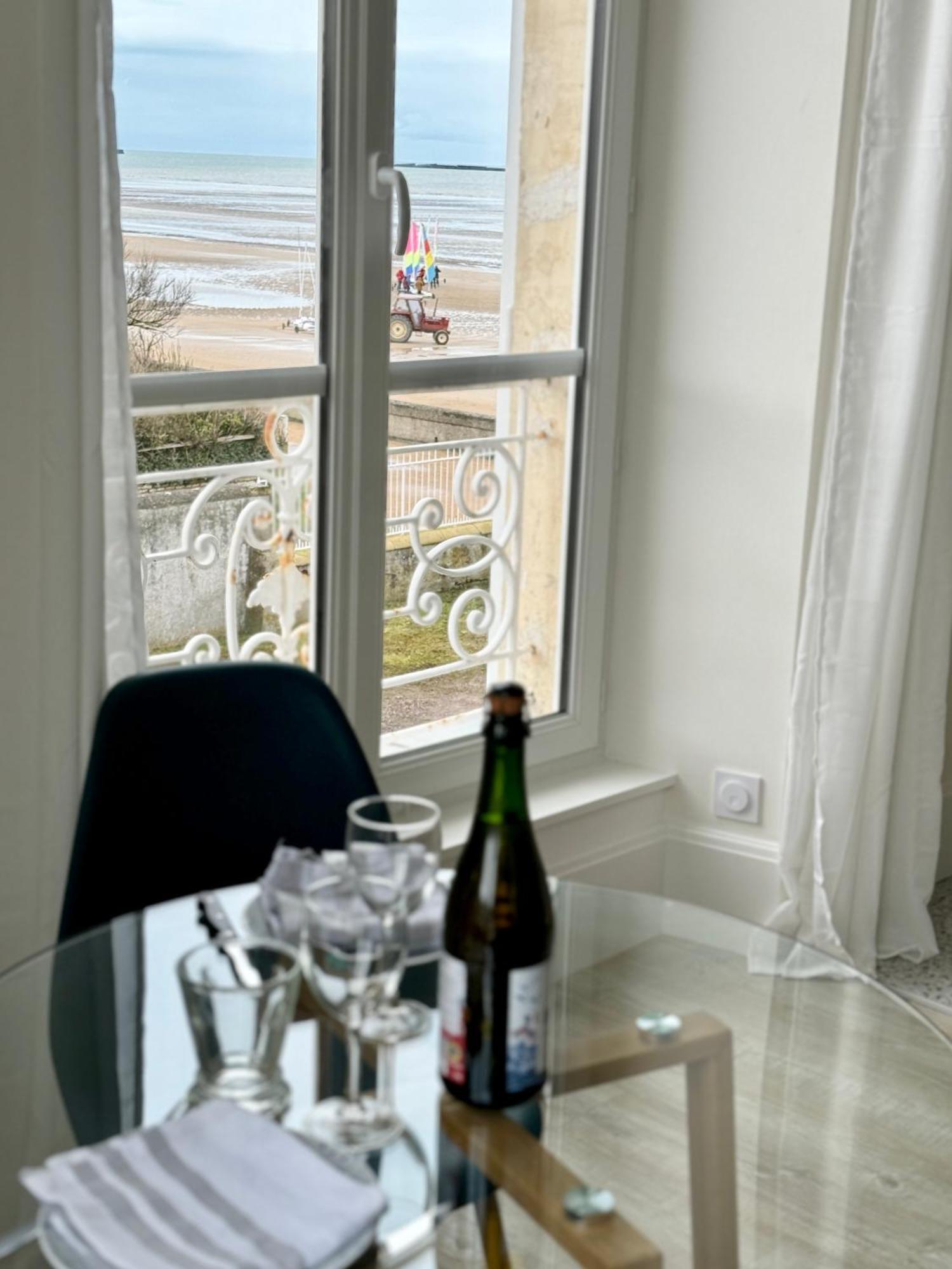 Sunny Apt On D-Day Beach With Parking Saint-Côme-de-Fresné エクステリア 写真
